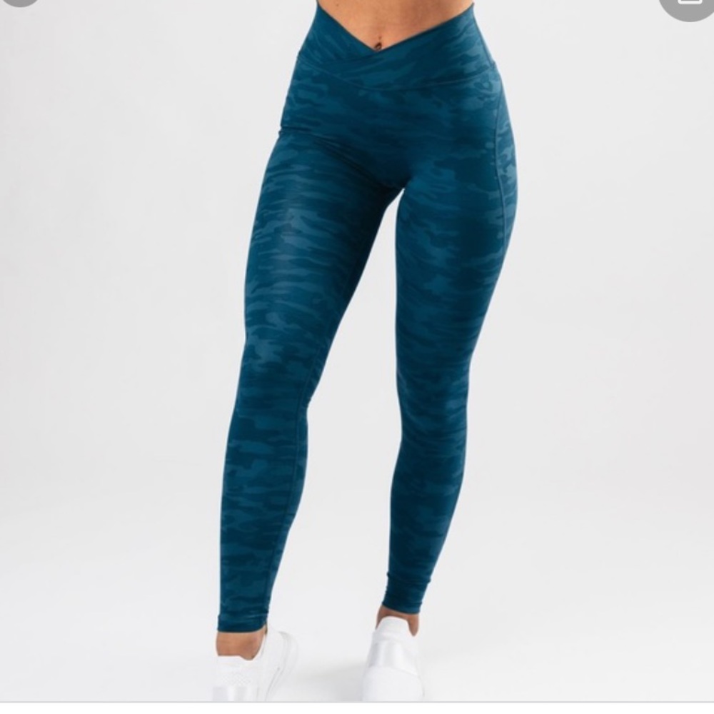 Alphalete power surface leggings
